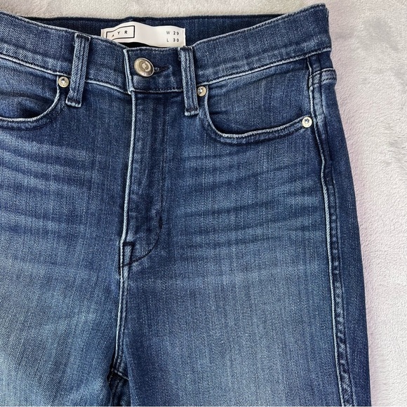 AYR The Riser Jeans 29 Skinny Fit Medium Wash Blue Ankle Fray Denim Casual - Picture 11 of 16